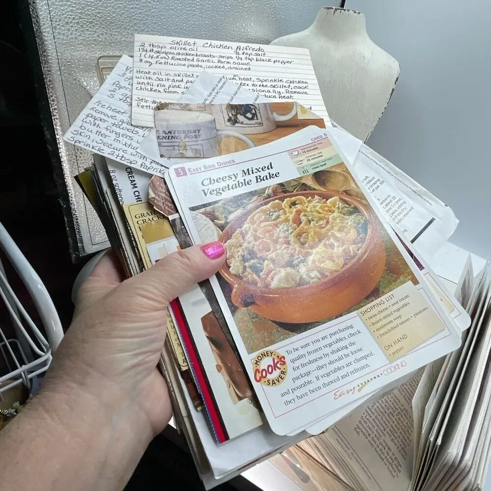 Vintage “Great American Recipes “ in acrylic box & assorted ephemera.
